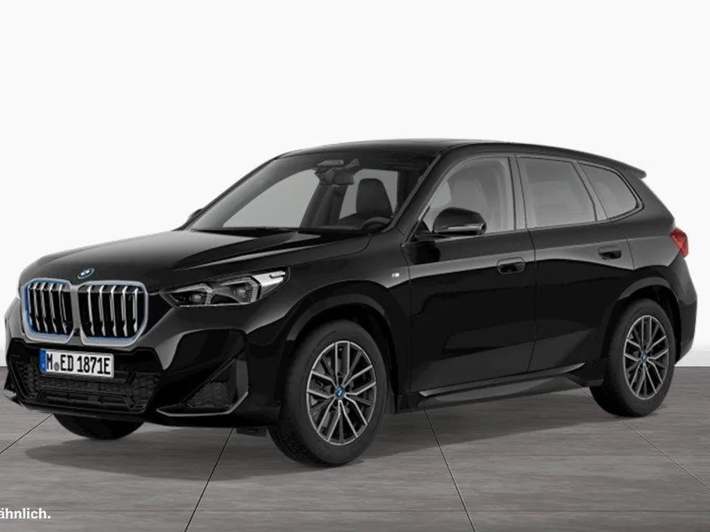 BMW iX1