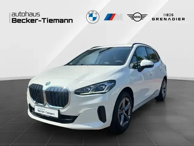 BMW 220