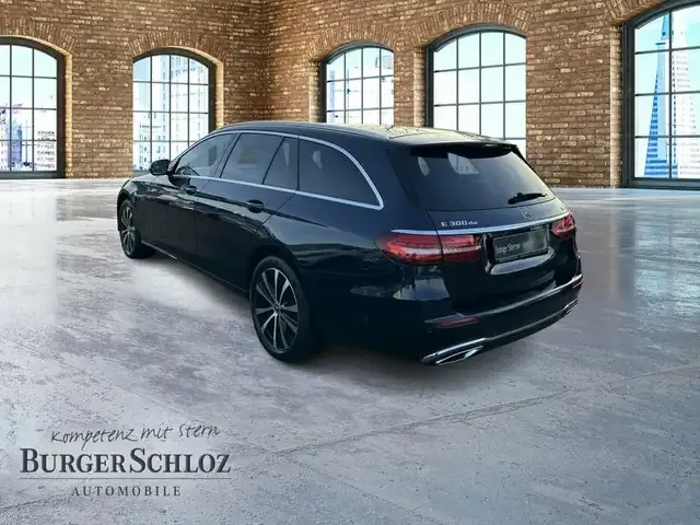 Mercedes-Benz E 300