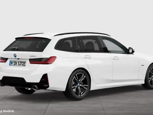 BMW 330