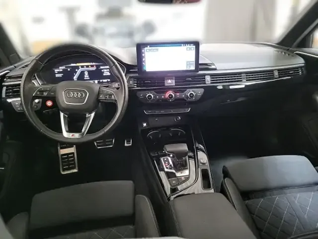 Audi S4