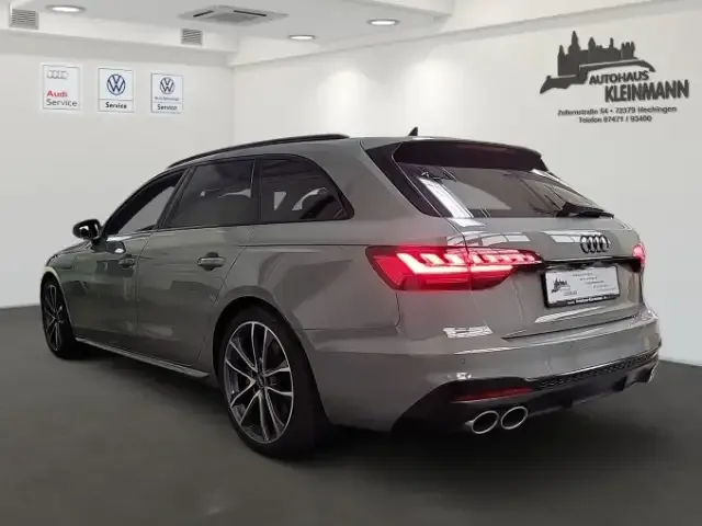 Audi S4