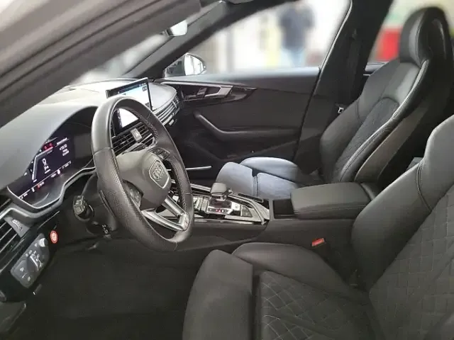 Audi S4