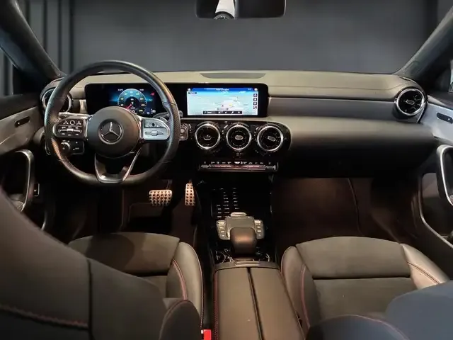 Mercedes-Benz CLA 250