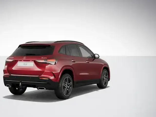 Mercedes-Benz GLA 220