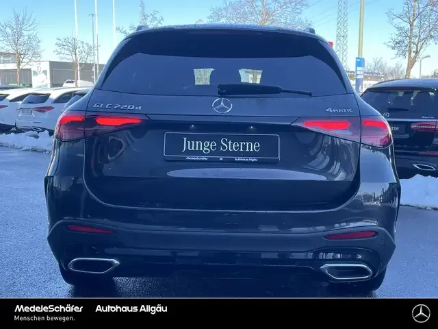 Mercedes-Benz GLC 220