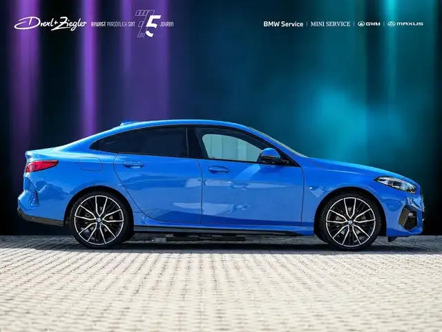 BMW 218