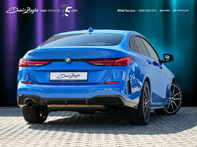 BMW 218