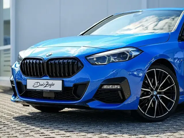 BMW 218