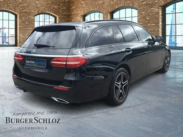 Mercedes-Benz E 300