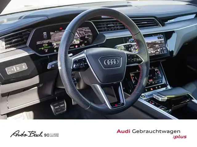 Audi Q8 e-tron