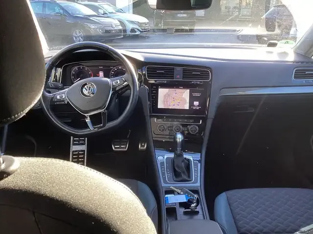 Volkswagen Golf Variant