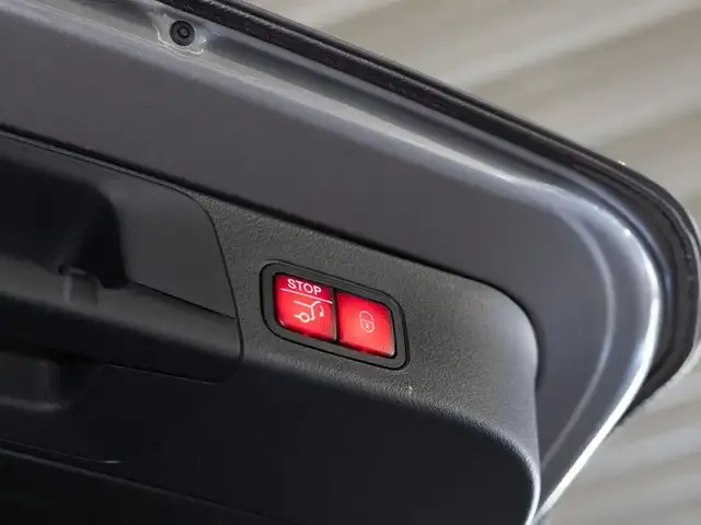 Mercedes-Benz EQB 300