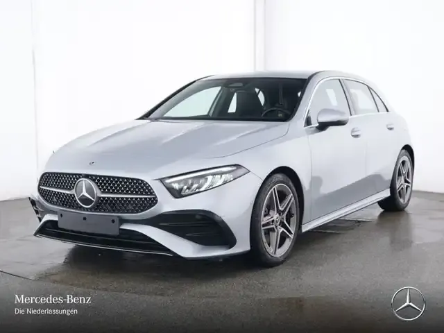 Mercedes-Benz A 220