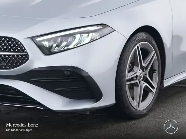 Mercedes-Benz A 220