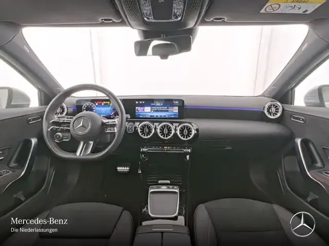 Mercedes-Benz A 220
