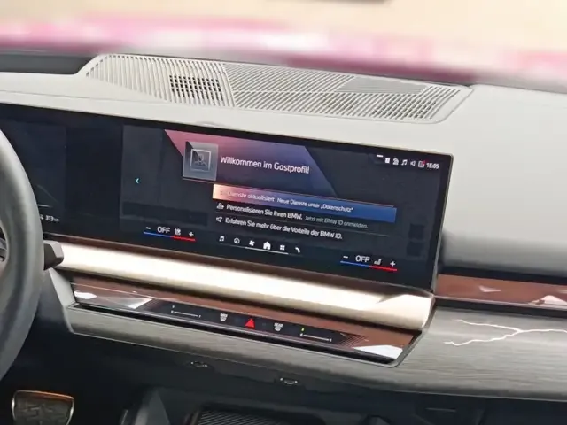 BMW i5