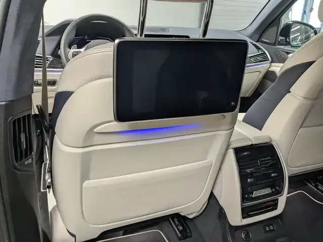 BMW X7 M