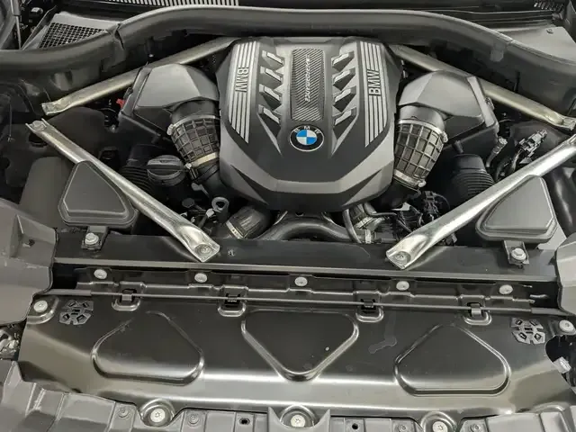 BMW X7 M