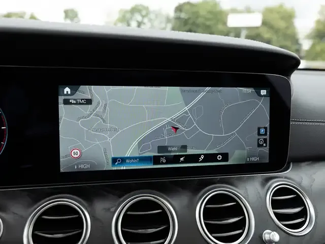 Mercedes-Benz E 400