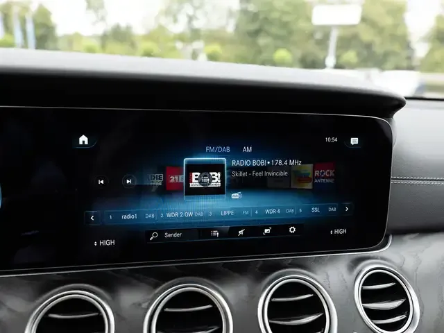 Mercedes-Benz E 400