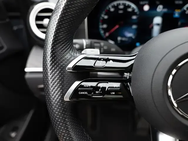 Mercedes-Benz E 400