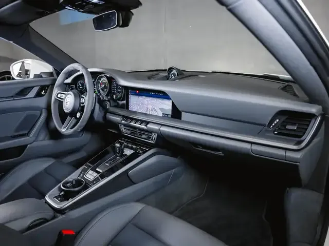 Porsche 992