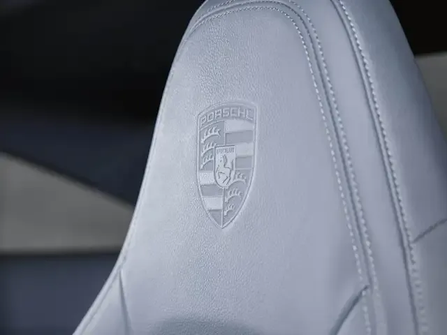 Porsche 992
