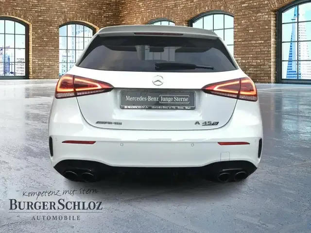 Mercedes-Benz A 45 AMG