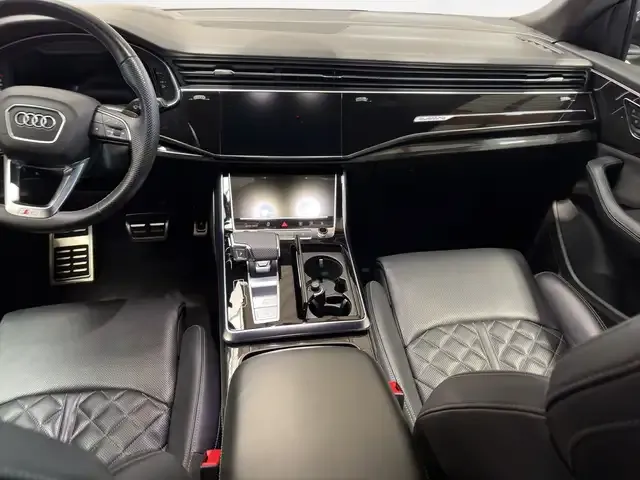 Audi SQ8