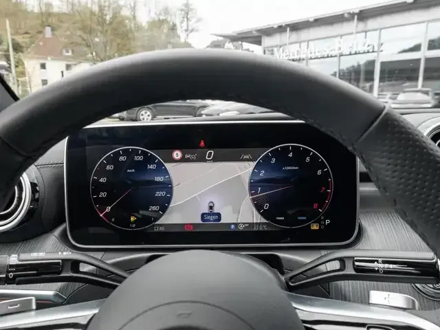 Mercedes-Benz CLE 300