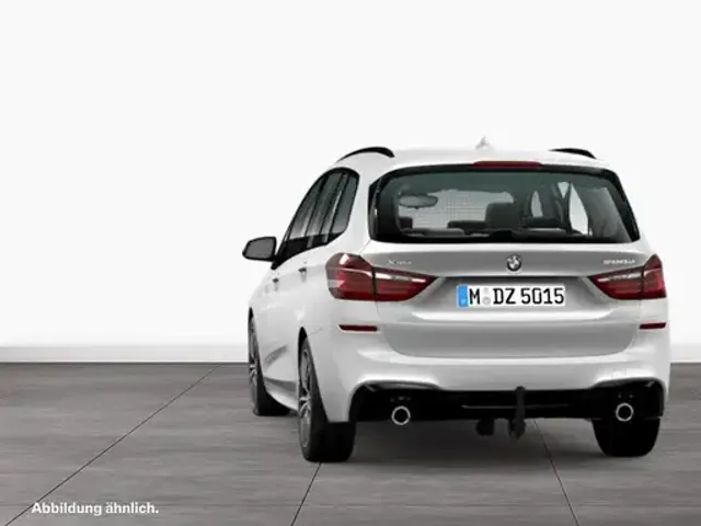 BMW 220