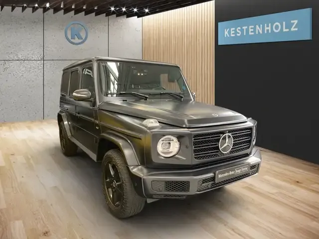 Mercedes-Benz G 500