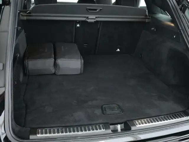 Mercedes-Benz EQC 400