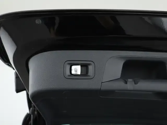 Mercedes-Benz EQC 400