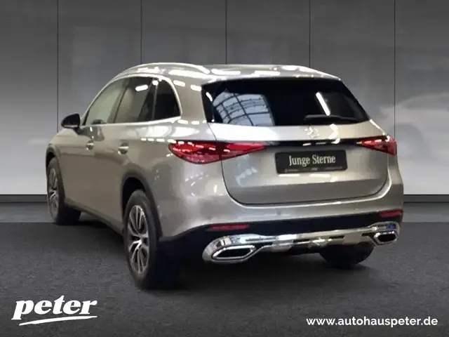 Mercedes-Benz GLC 220