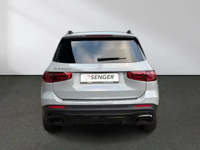 Mercedes-Benz GLB 200