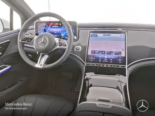 Mercedes-Benz EQE 300