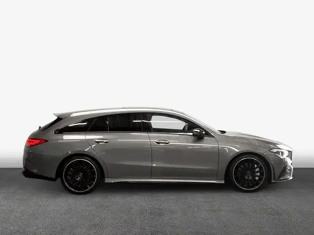 Mercedes-Benz CLA 35 AMG