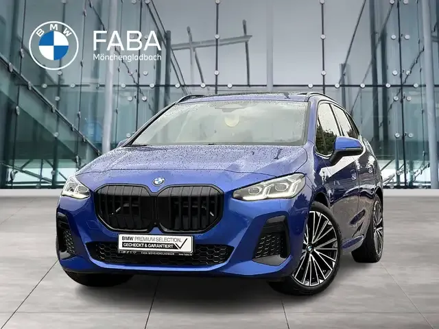 BMW 220