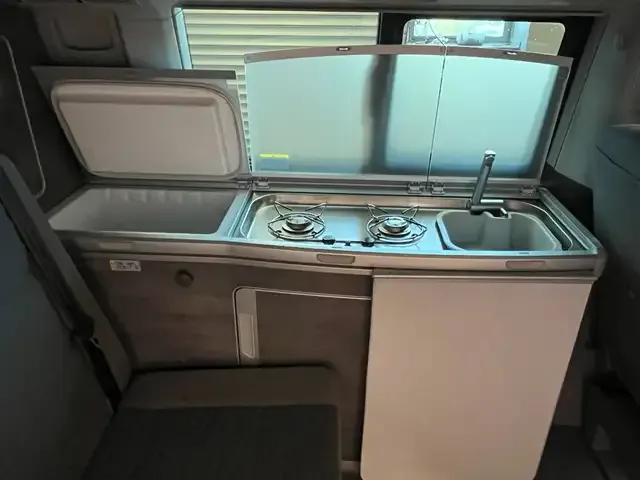 Volkswagen T6.1 California