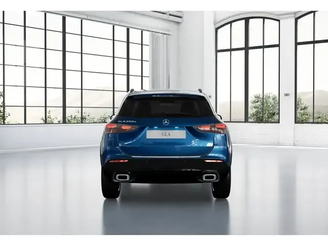 Mercedes-Benz GLA 250