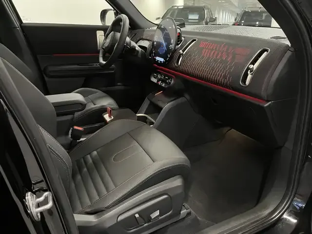 MINI John Cooper Works Countryman