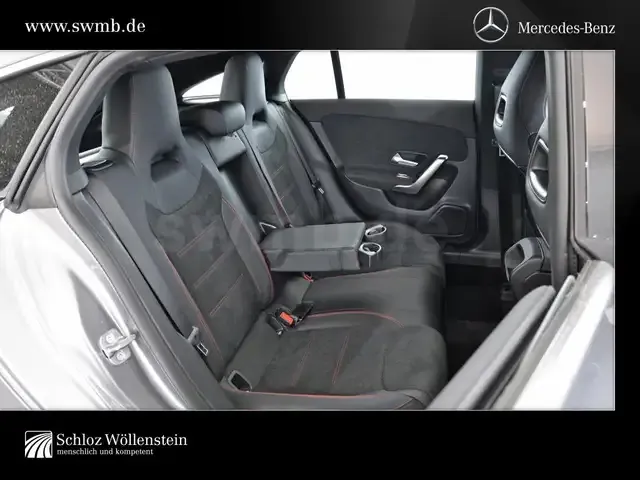 Mercedes-Benz CLA 180