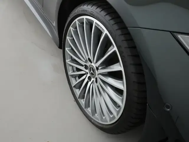 Mercedes-Benz CLS 300