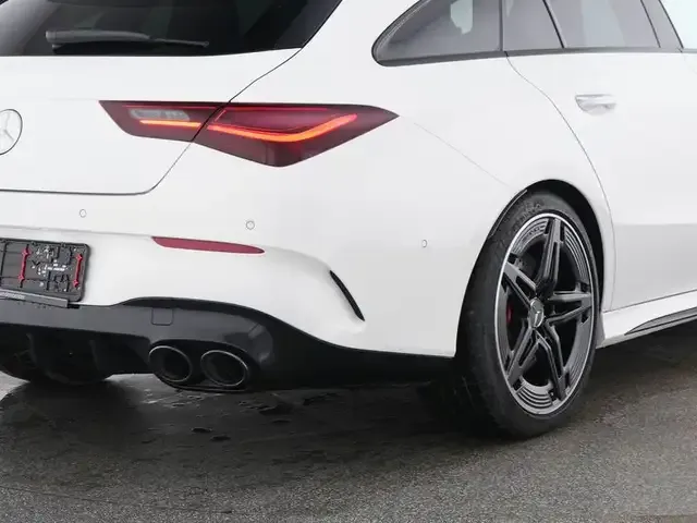 Mercedes-Benz CLA 45 AMG