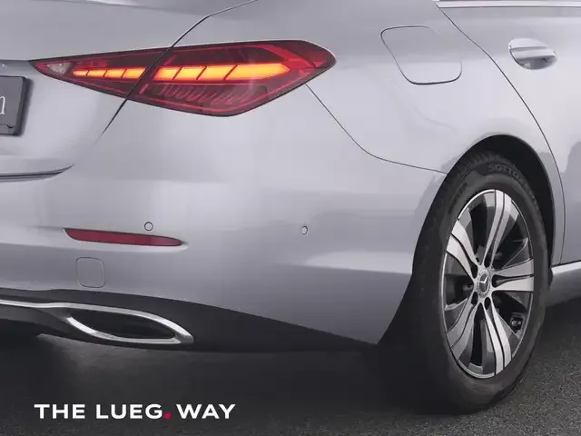 Mercedes-Benz C 180