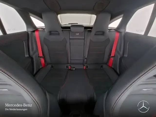 Mercedes-Benz CLA 45 AMG