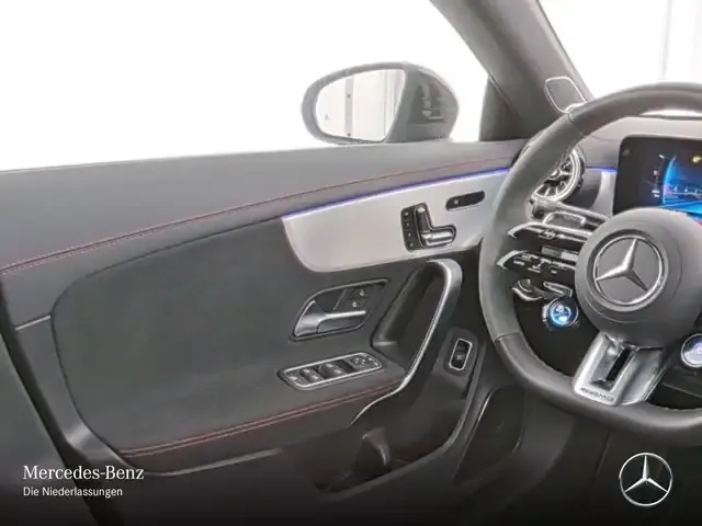 Mercedes-Benz CLA 45 AMG