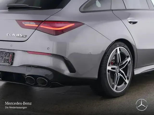 Mercedes-Benz CLA 45 AMG